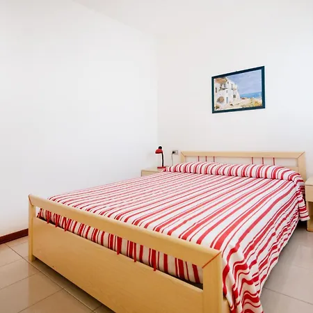 Apartment Amazing In With Swimming Pool
