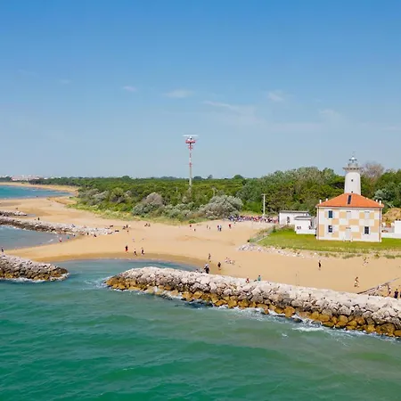 1 Bedroom Awesome In Apartment Bibione