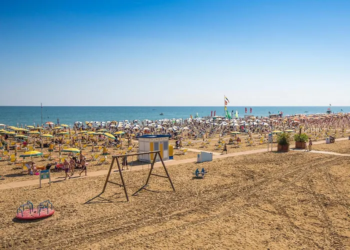 1 Bedroom Awesome In شقة