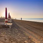 Appartamento 1 Bedroom Awesome In *